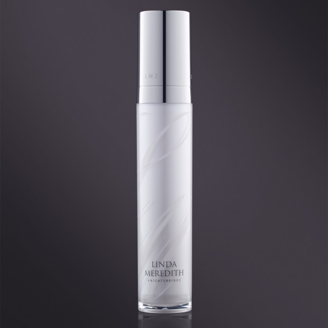 LM2 - Crema usoara bogata in nutrienti pentru hidratarea si luminozitatea pielii